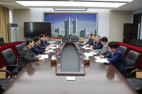 E:\E盘\2018-2019-2\第8周\东北之行\哈尔滨理工大学进行交流.JPG